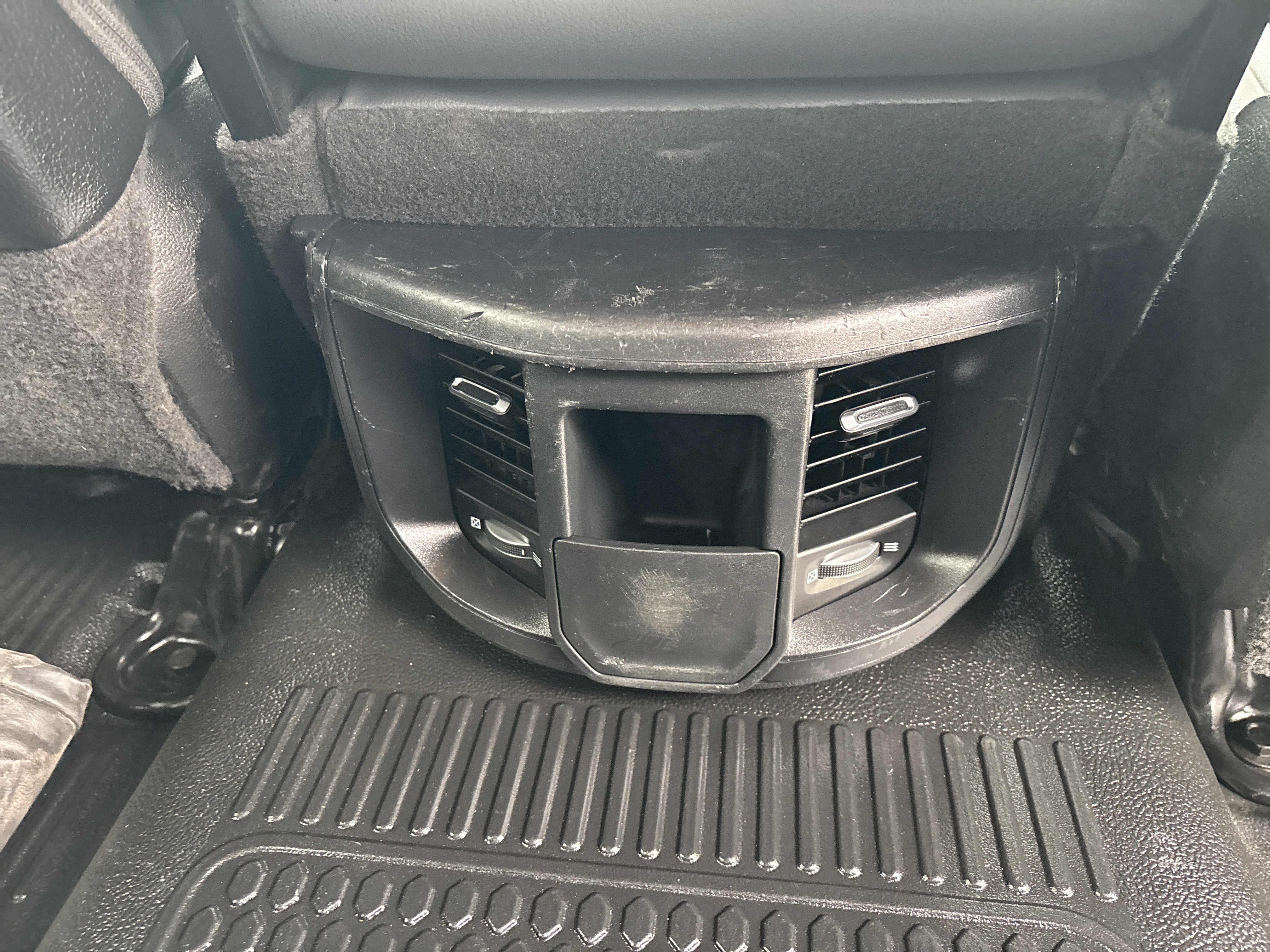 2022 RAM 3500 Tradesman Crew Cab 4x4 8' Box