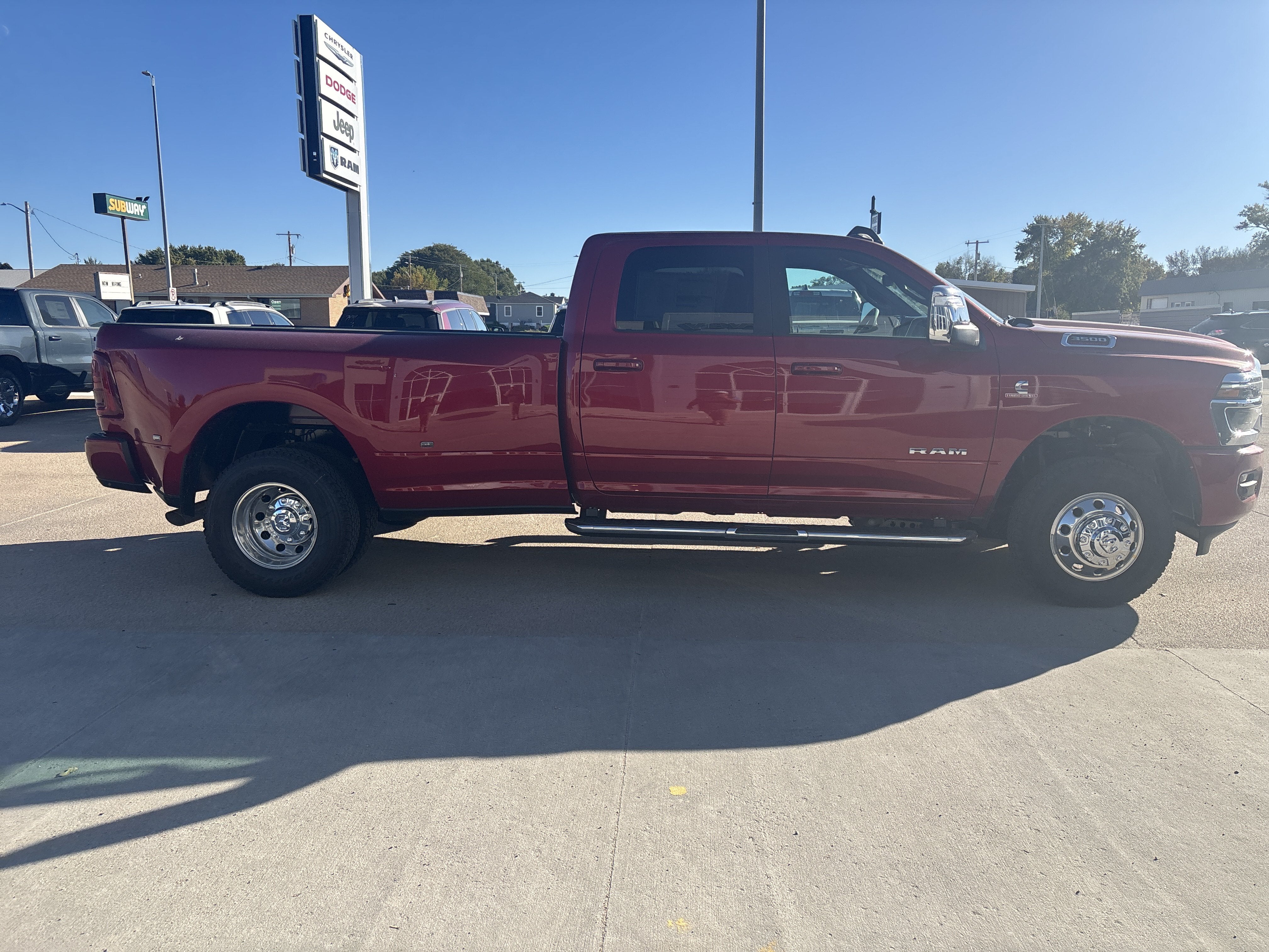 2027 RAM Ram 3500 RAM 3500 LARAMIE CREW CAB 4X4 8' BOX