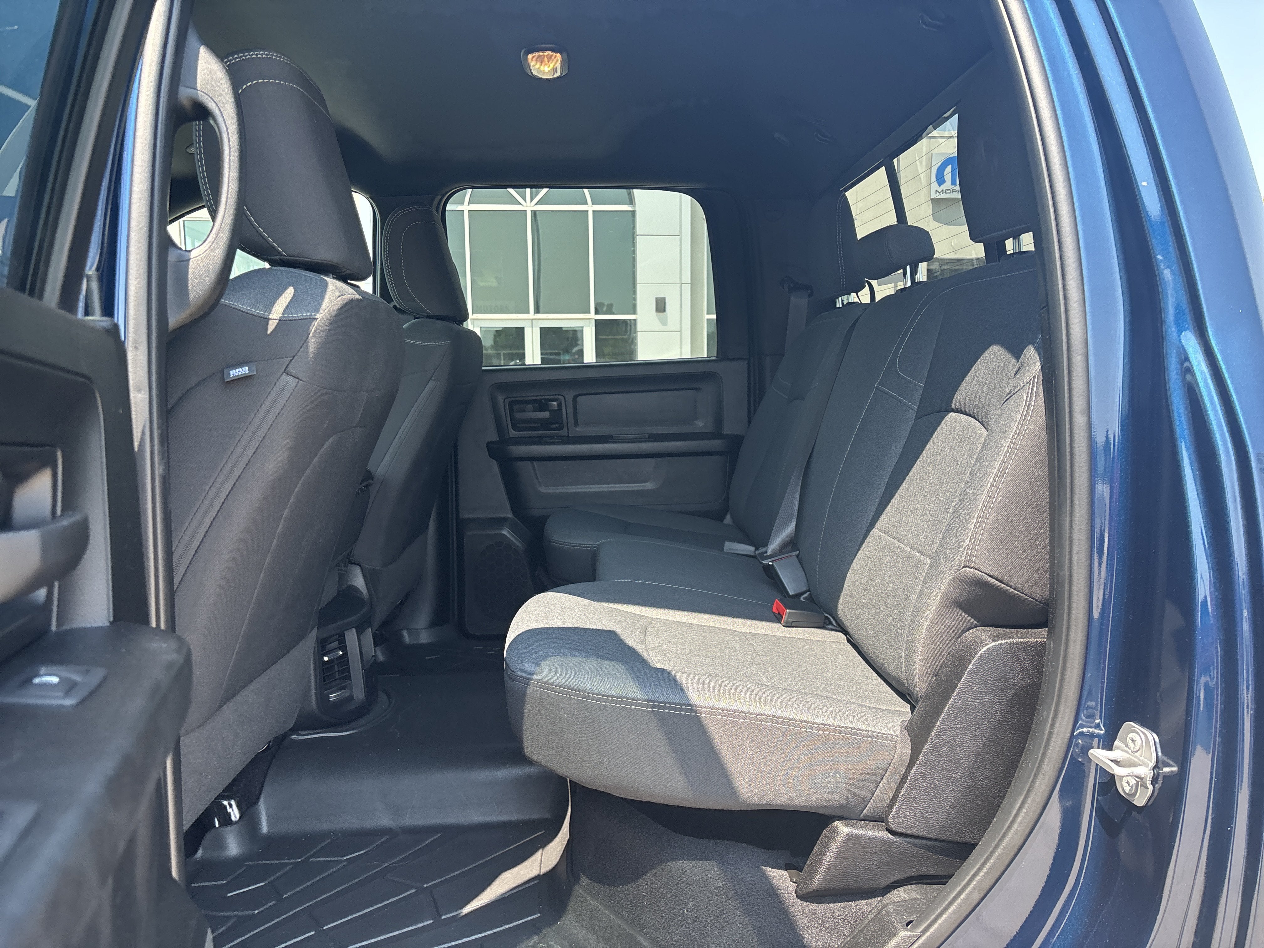 2024 RAM 2500 Tradesman Crew Cab 4x4 6'4' Box