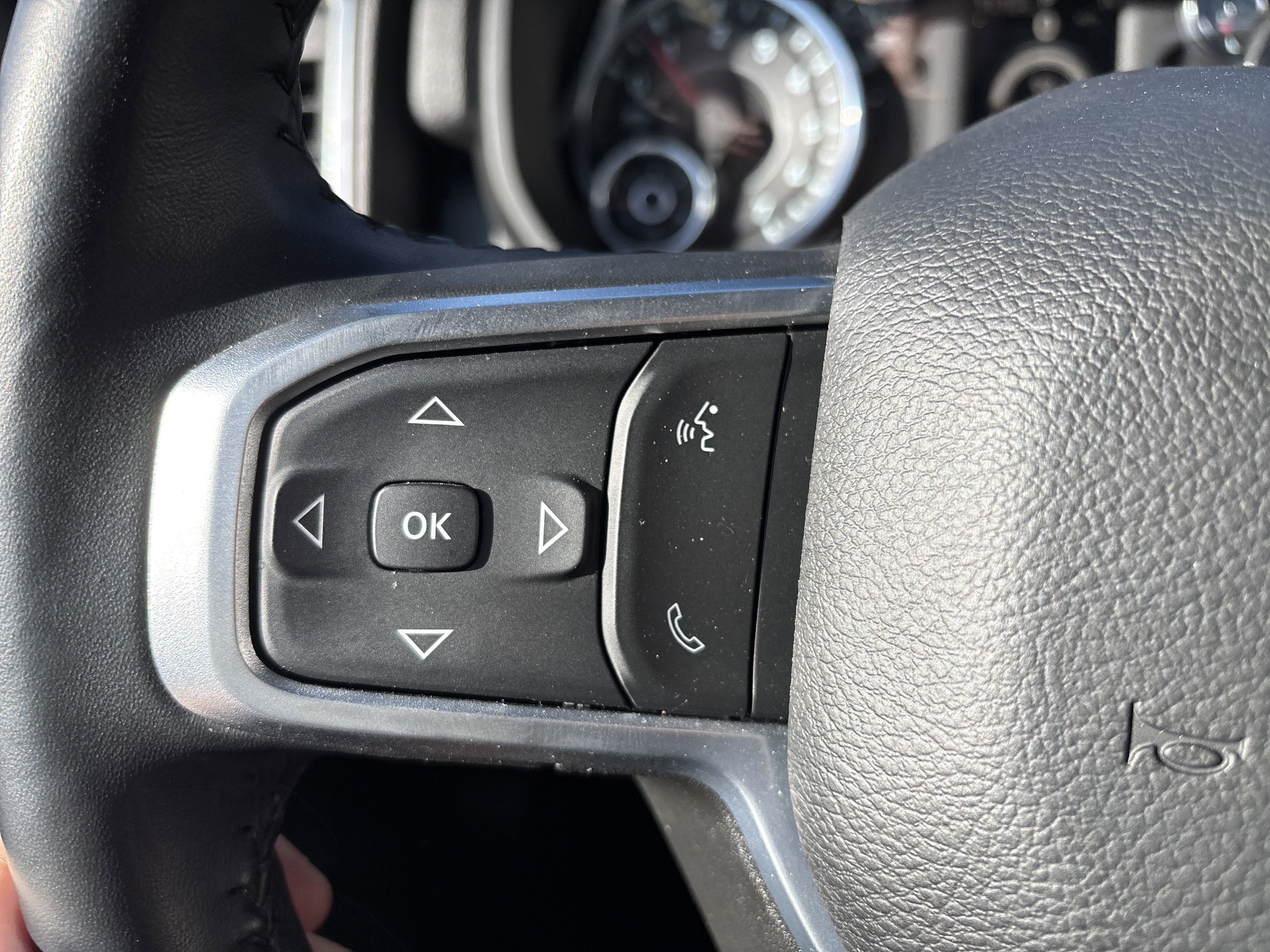 2024 RAM 2500 Big Horn Crew Cab 4x4 6'4' Box