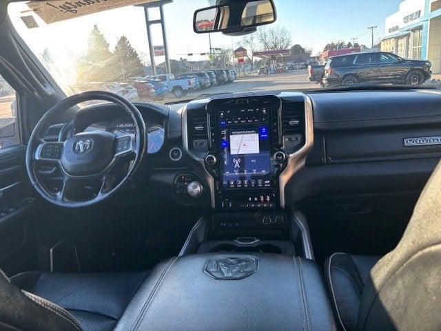 2019 RAM 2500 Laramie Crew Cab 4x4 6'4' Box