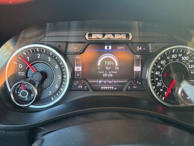 2019 RAM 2500 Laramie Crew Cab 4x4 6'4' Box