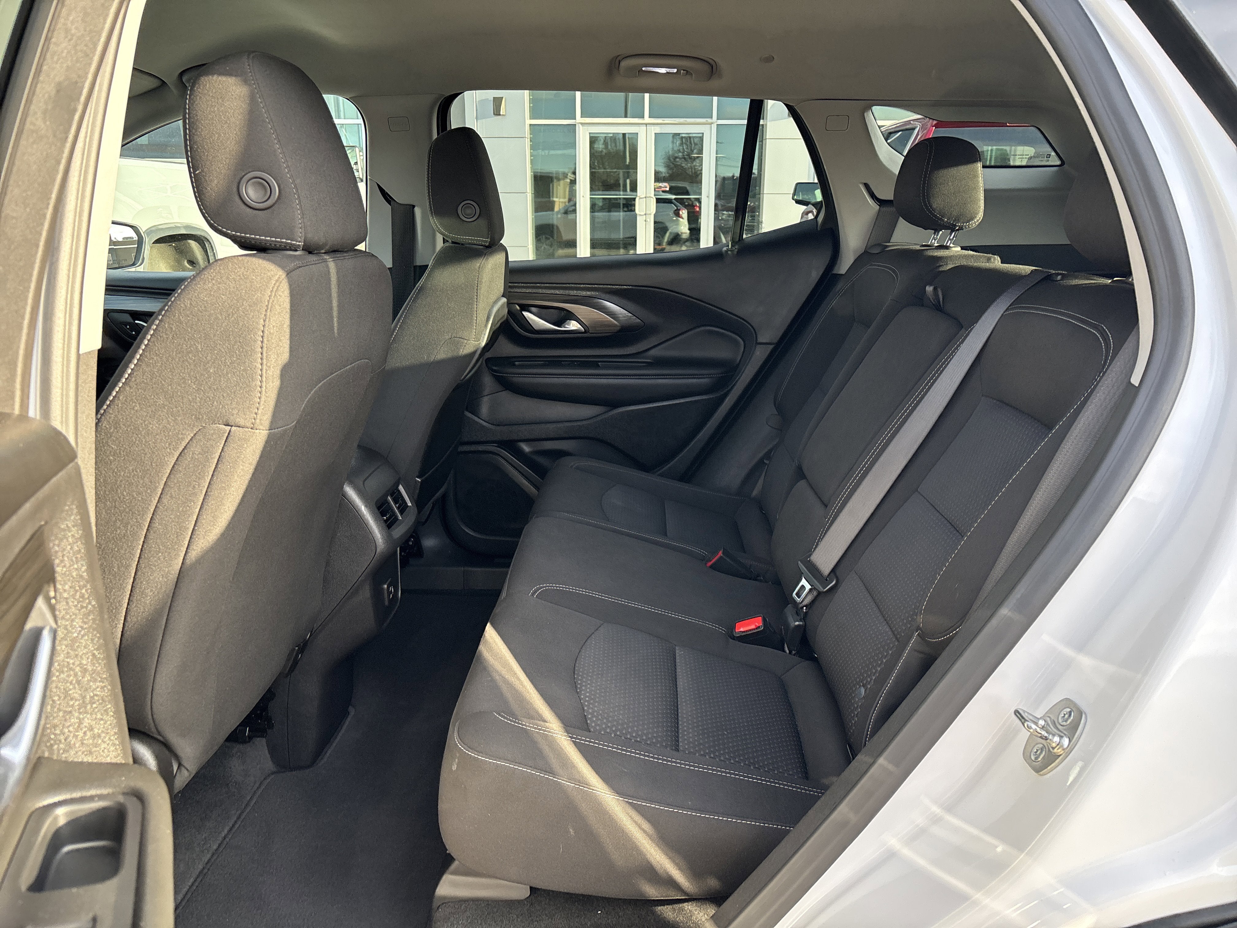 2024 GMC Terrain AWD SLE