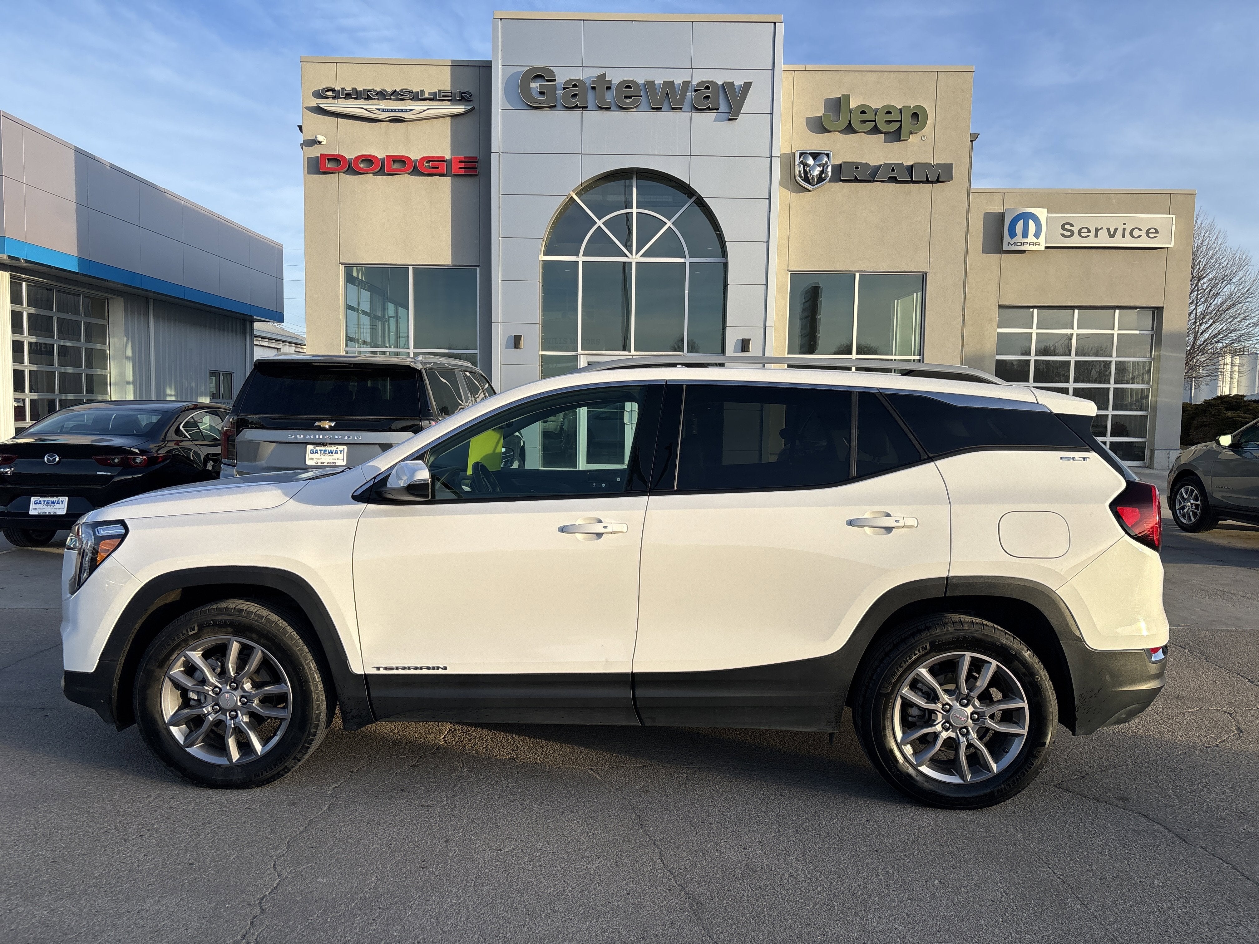 2024 GMC Terrain AWD SLT