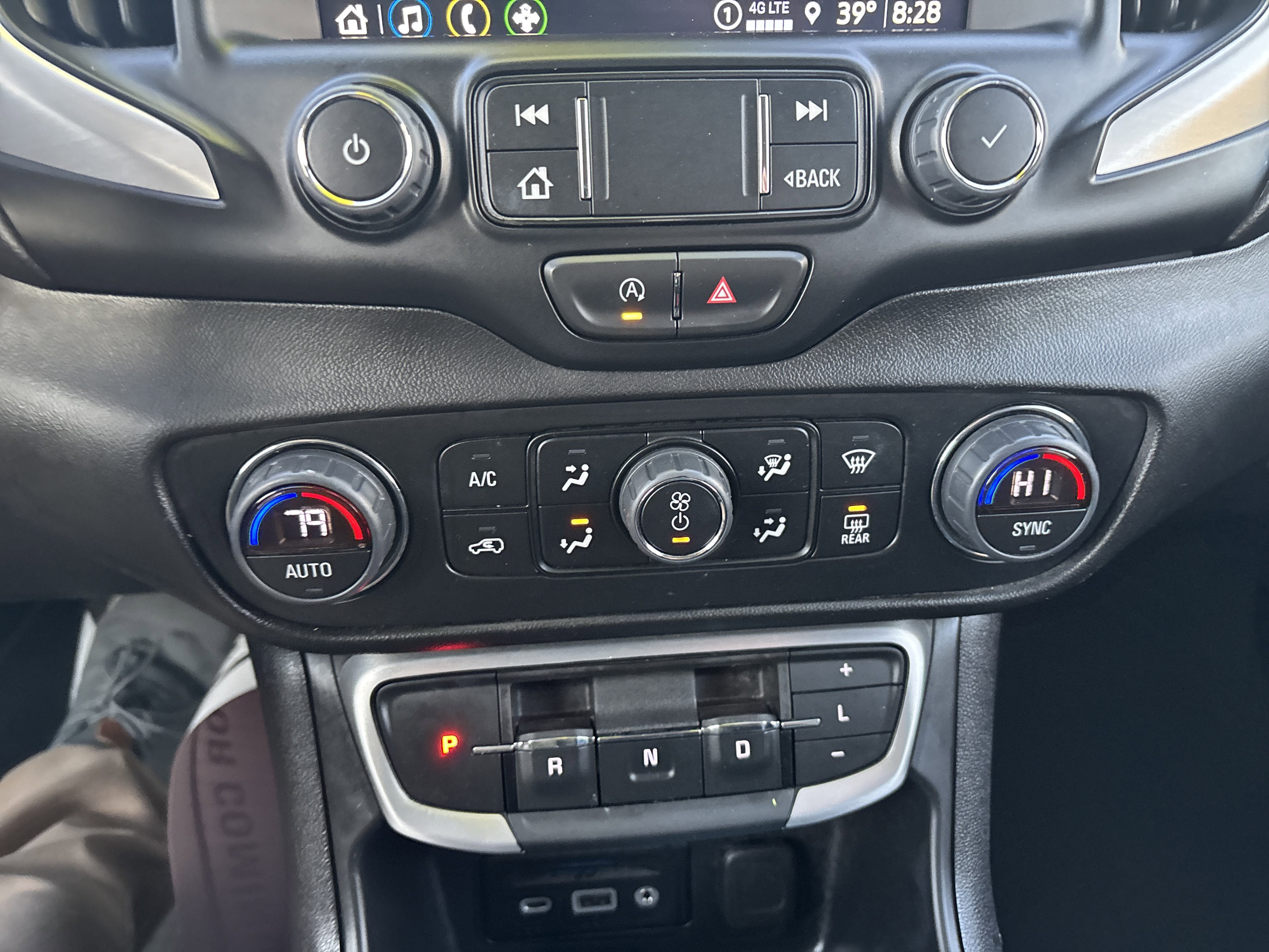 2024 GMC Terrain AWD SLT