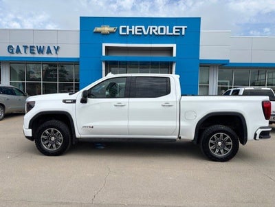 2024 GMC Sierra 1500 4WD Crew Cab Short Box AT4