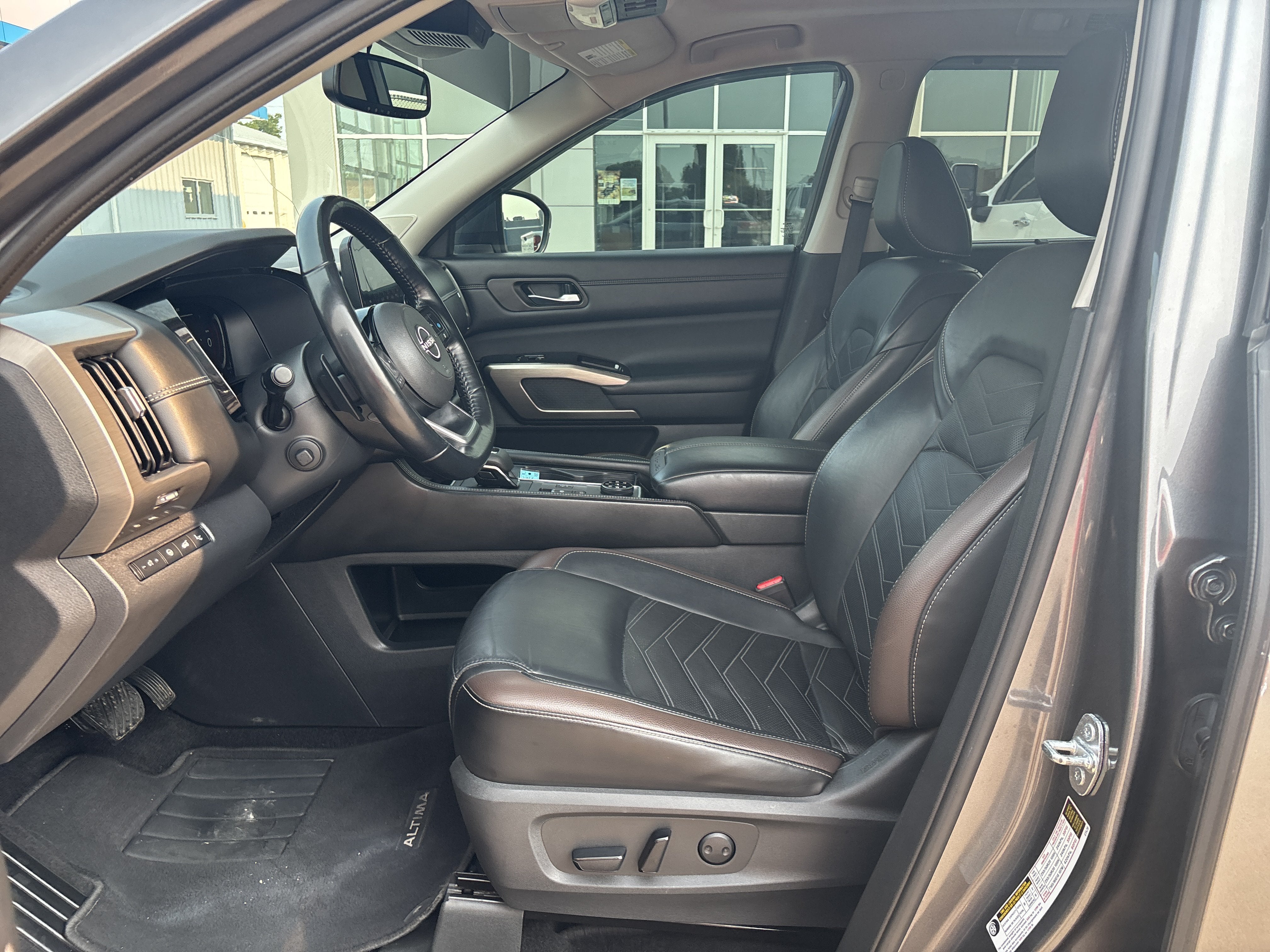 2022 Nissan Pathfinder Platinum 4WD