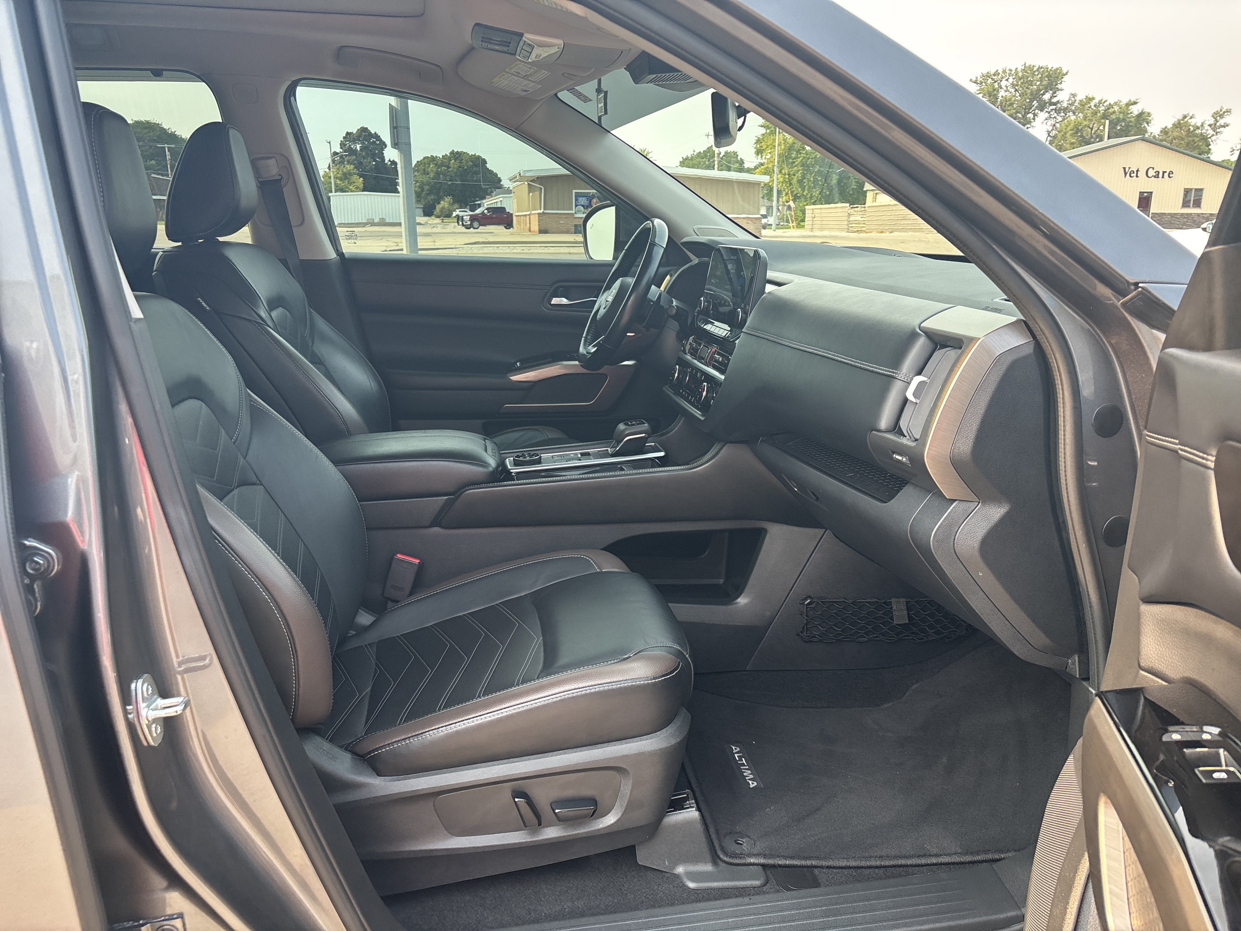 2022 Nissan Pathfinder Platinum 4WD