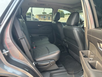 2022 Nissan Pathfinder Platinum 4WD