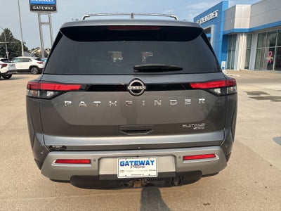 2022 Nissan Pathfinder Platinum 4WD