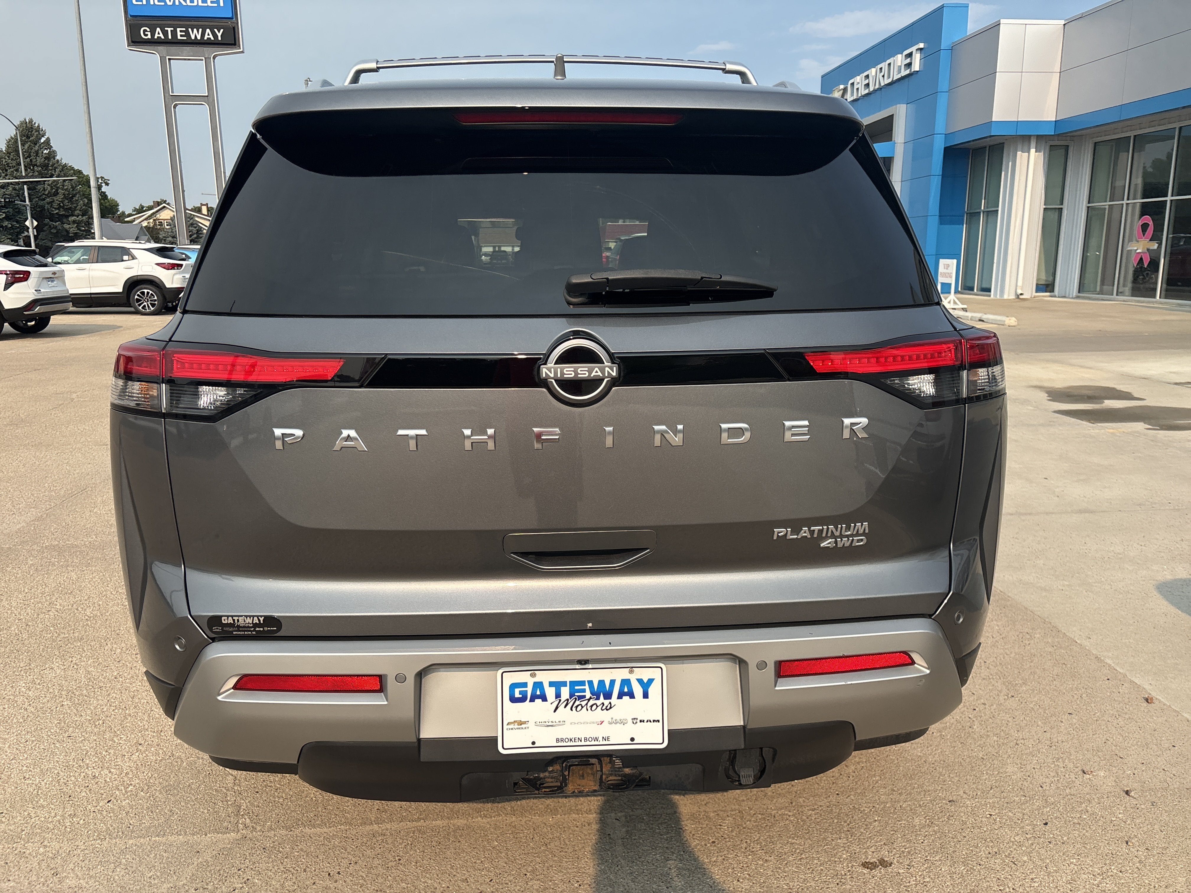 2022 Nissan Pathfinder Platinum 4WD
