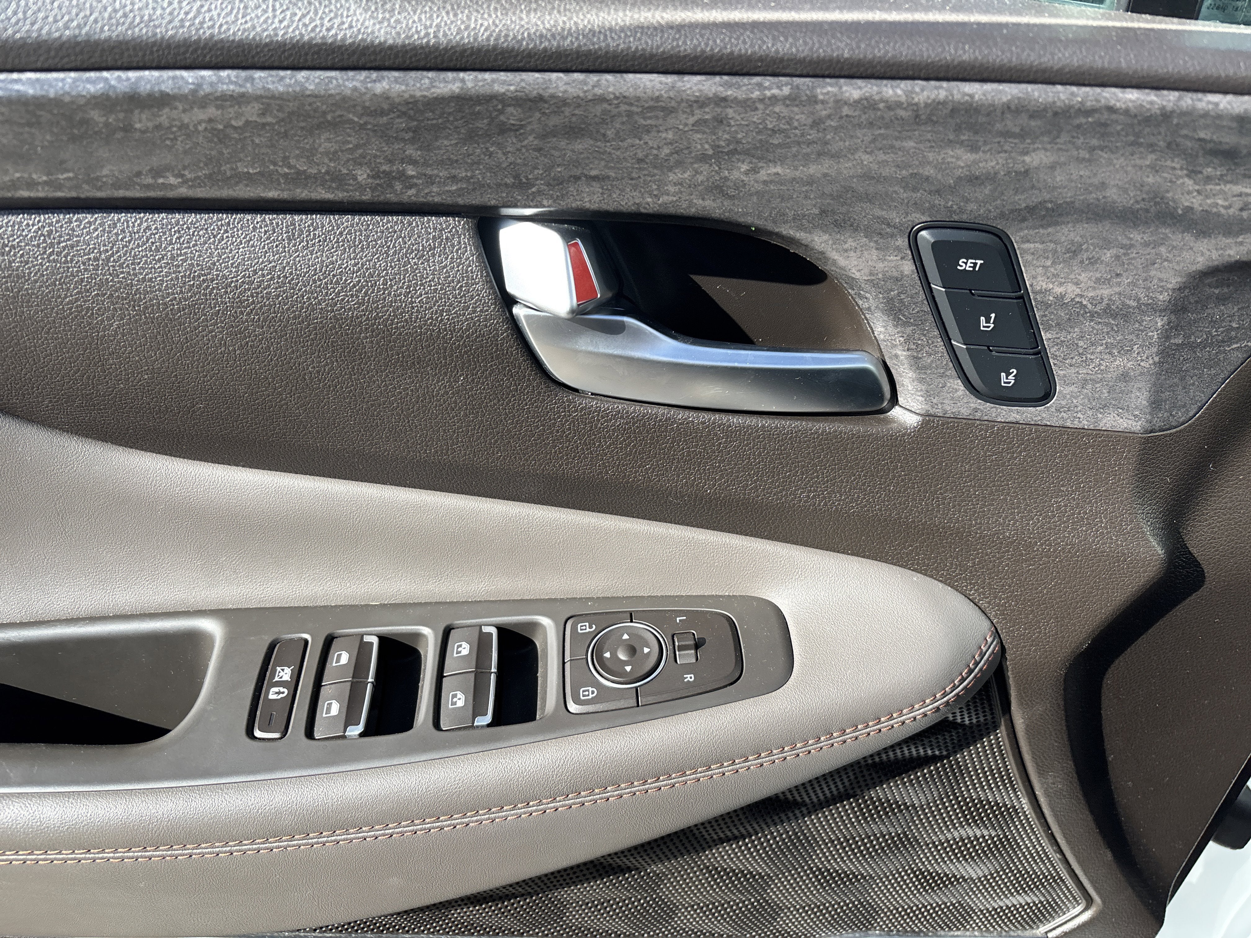 2020 Hyundai Santa Fe Limited 2.0T